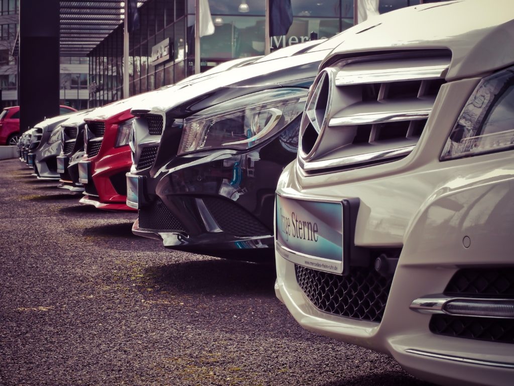 Selling directly to a dealer can also be an easy option.