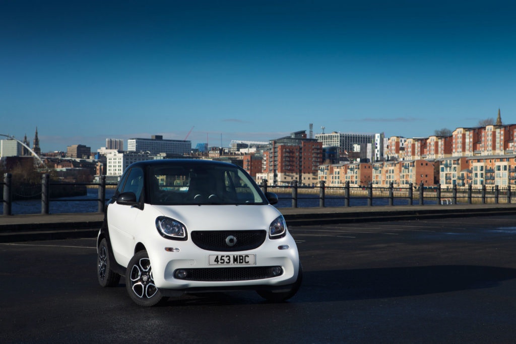 Petite voiture intelligente