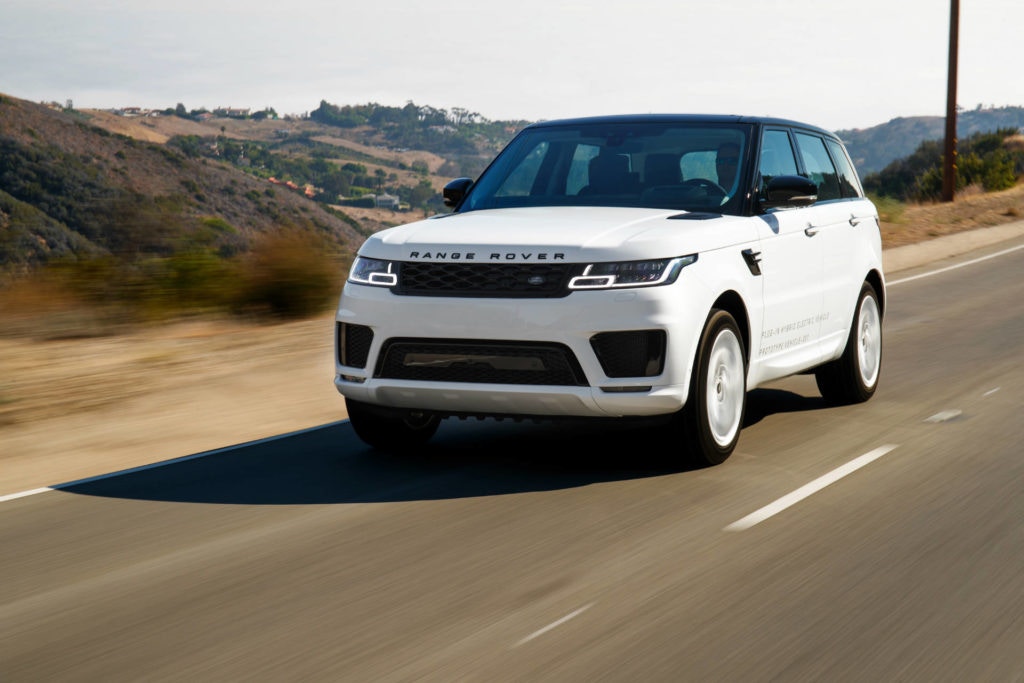 La Land Rover hybride a contribué aux ventes, mais en abaissant le prix de la BIK pour les utilisateurs de voitures de société.