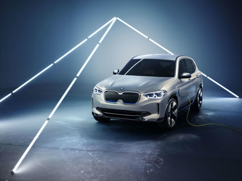 La BMW iX3 est encore dans l'ombre, mais nous connaissons quelques détails.