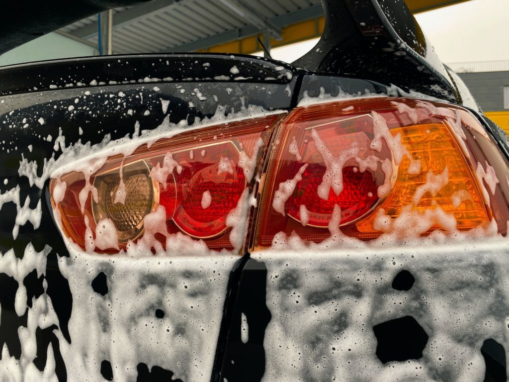 how to look after your car paint car washing