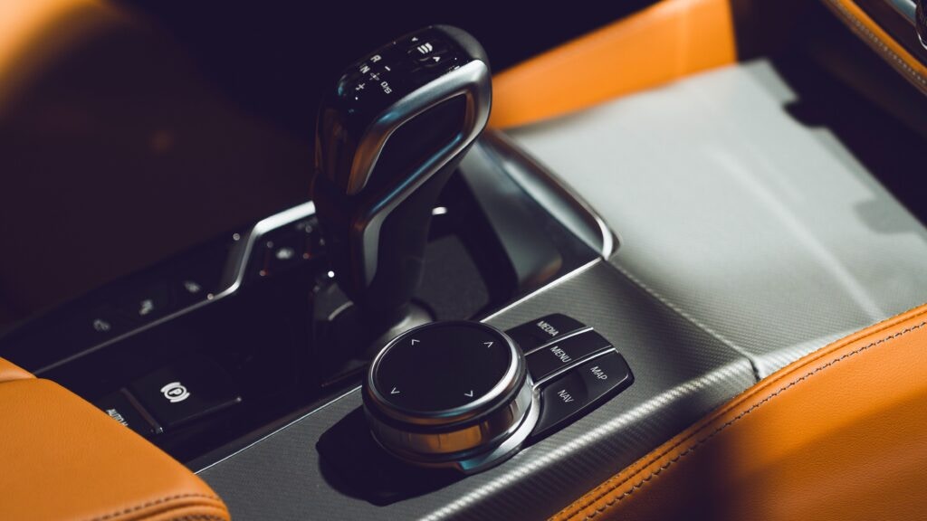 How Much Does It Cost To Replace A Gearbox? (2024 Update) Motorway