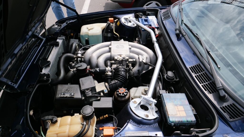 engine in a blue vehicle