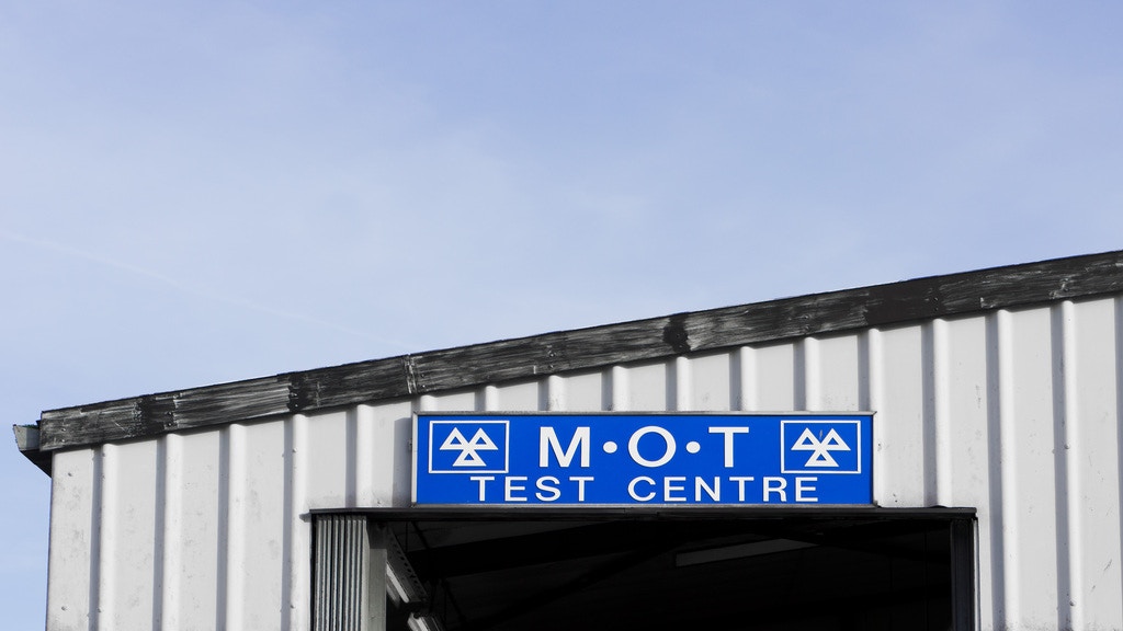 Can you sell a car without an MOT