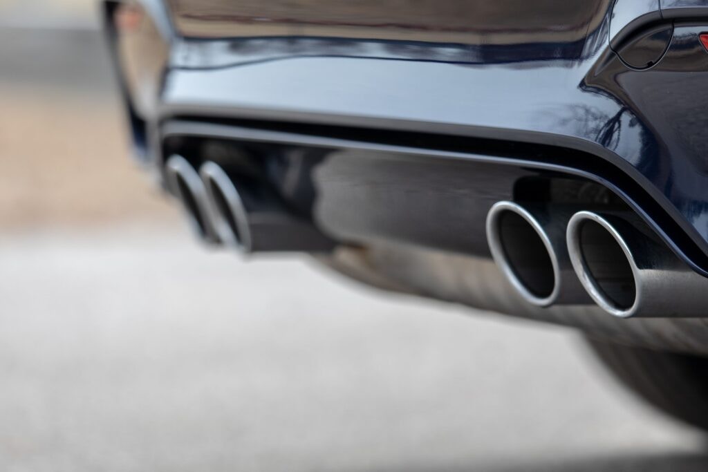 double exhausts of a car