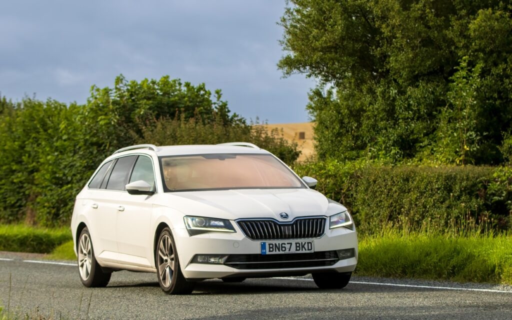 a white skoda