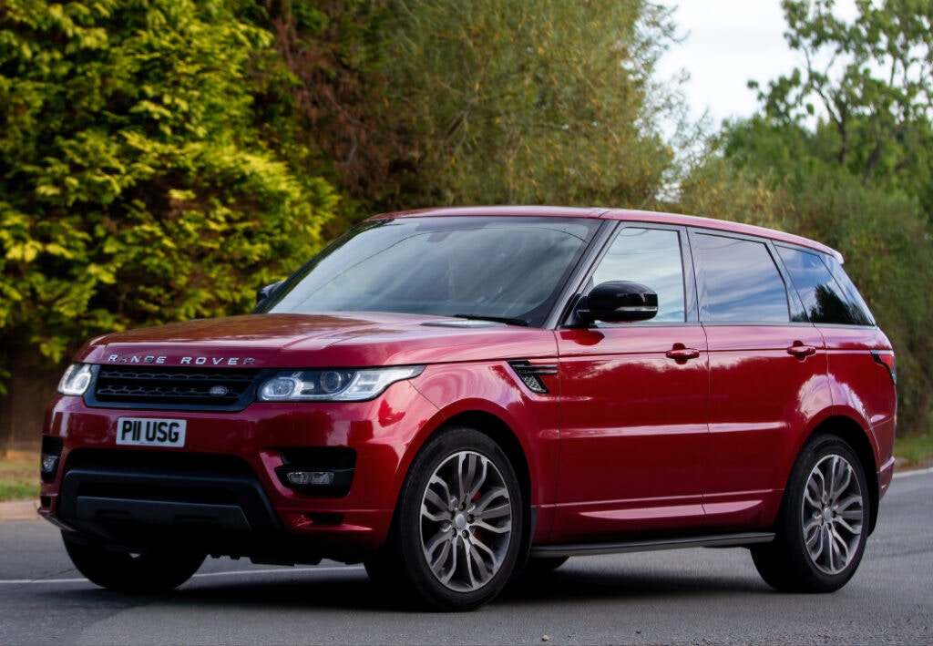 A red Range Rover